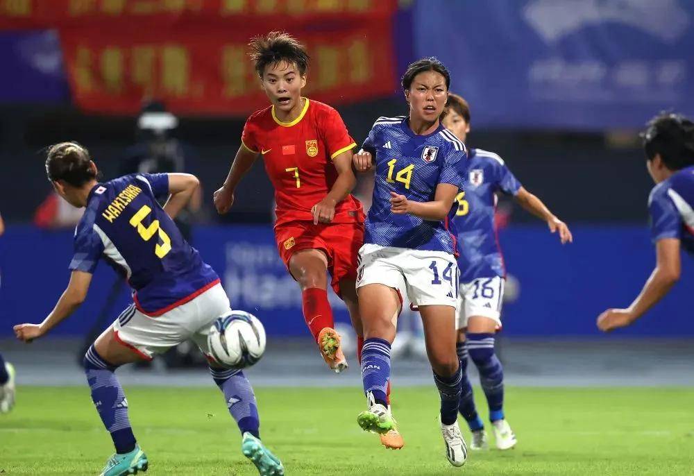 国内女足联赛成绩出炉,上海队夺冠 国内女足联赛成绩出炉,上海队夺冠