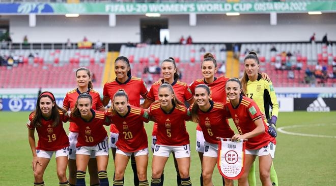 西班牙女足在比赛中展现强大实力，获得胜利的简单介绍