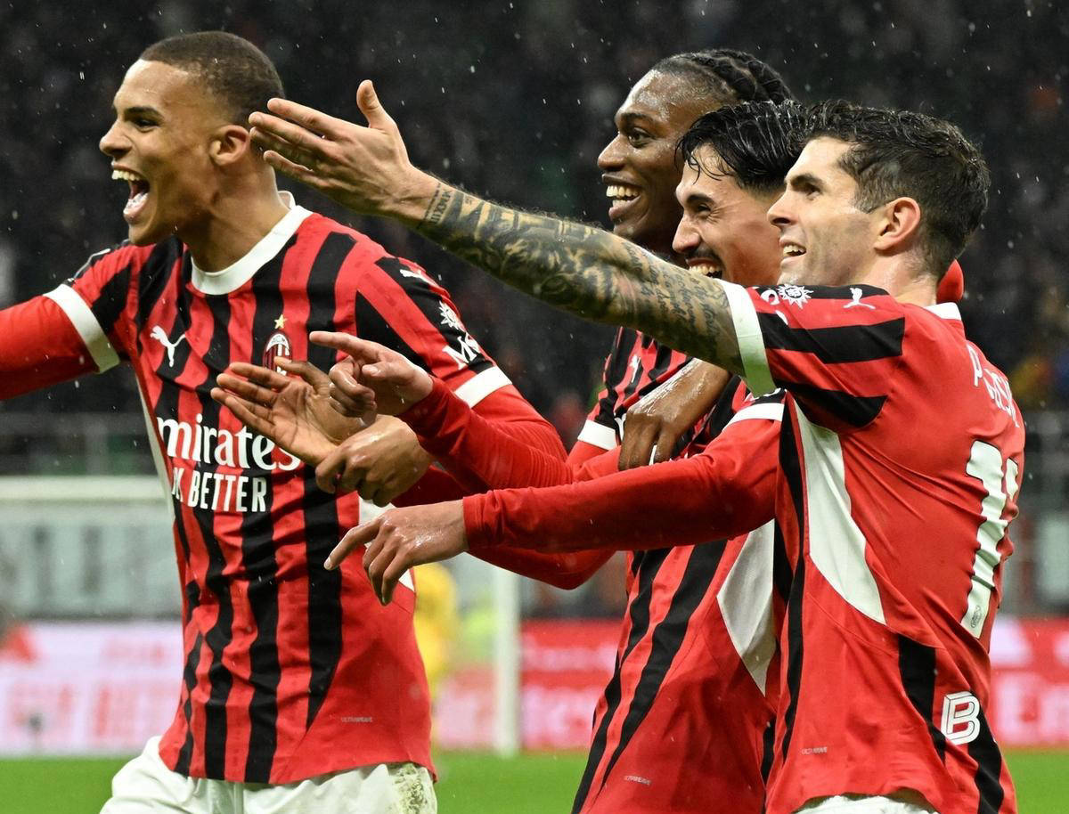 罗马逆转AC米兰，取得关键胜利