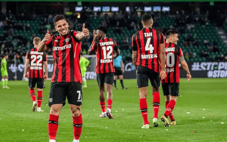 关于不来梅联队欲在客场击败汉堡，稳固积分榜位置的信息