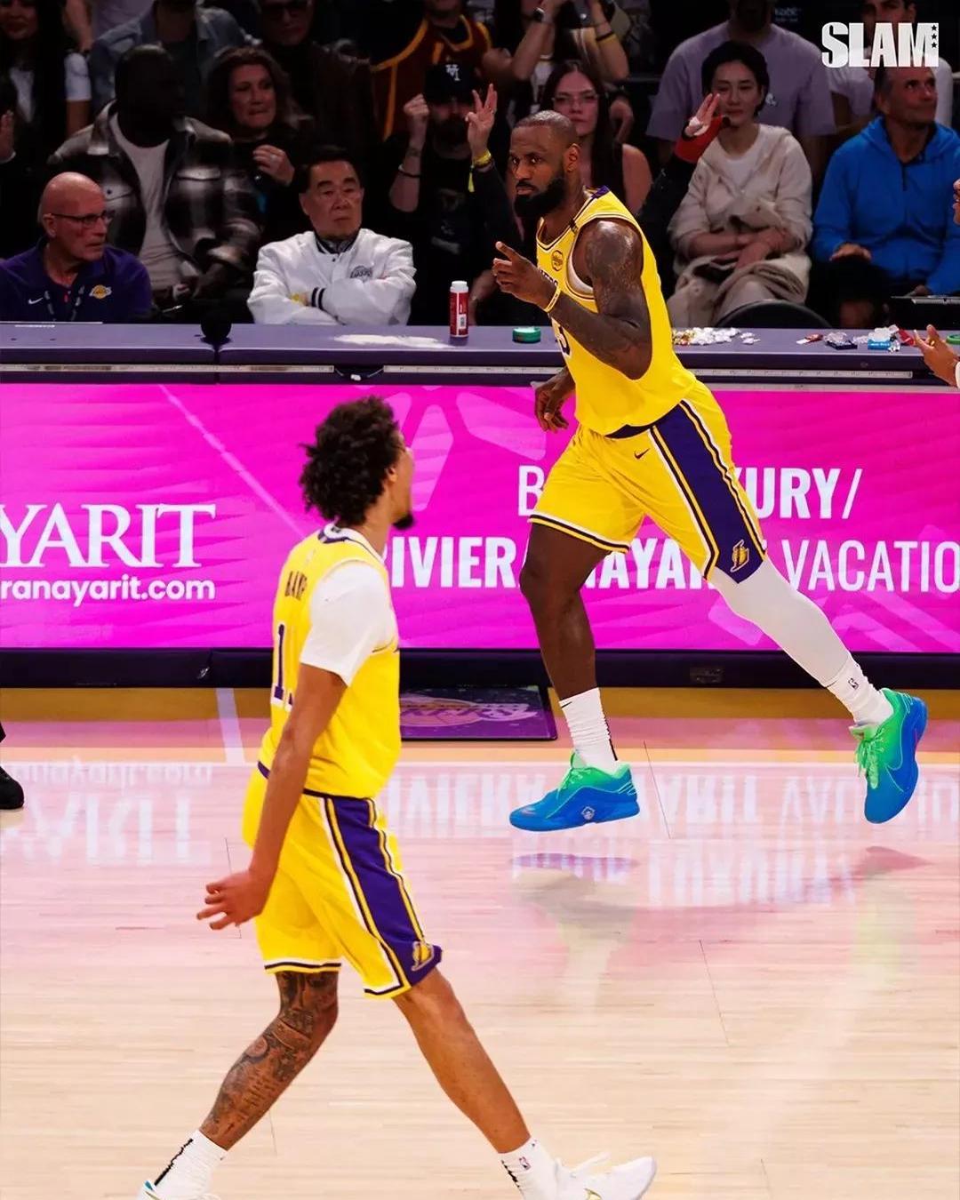 湖人主场击败尼克斯继续保持不败