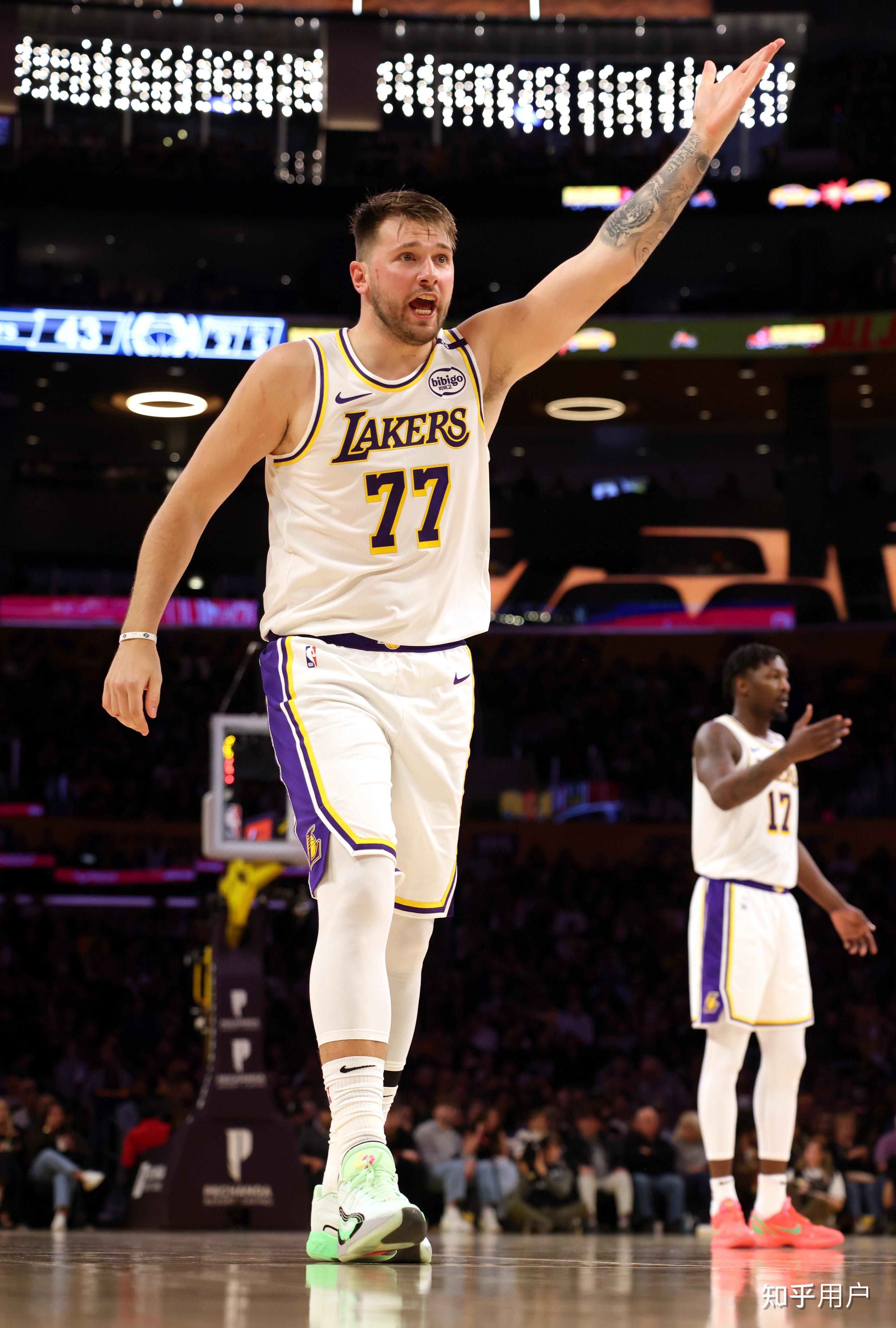 湖人轻取快船，取得四连胜