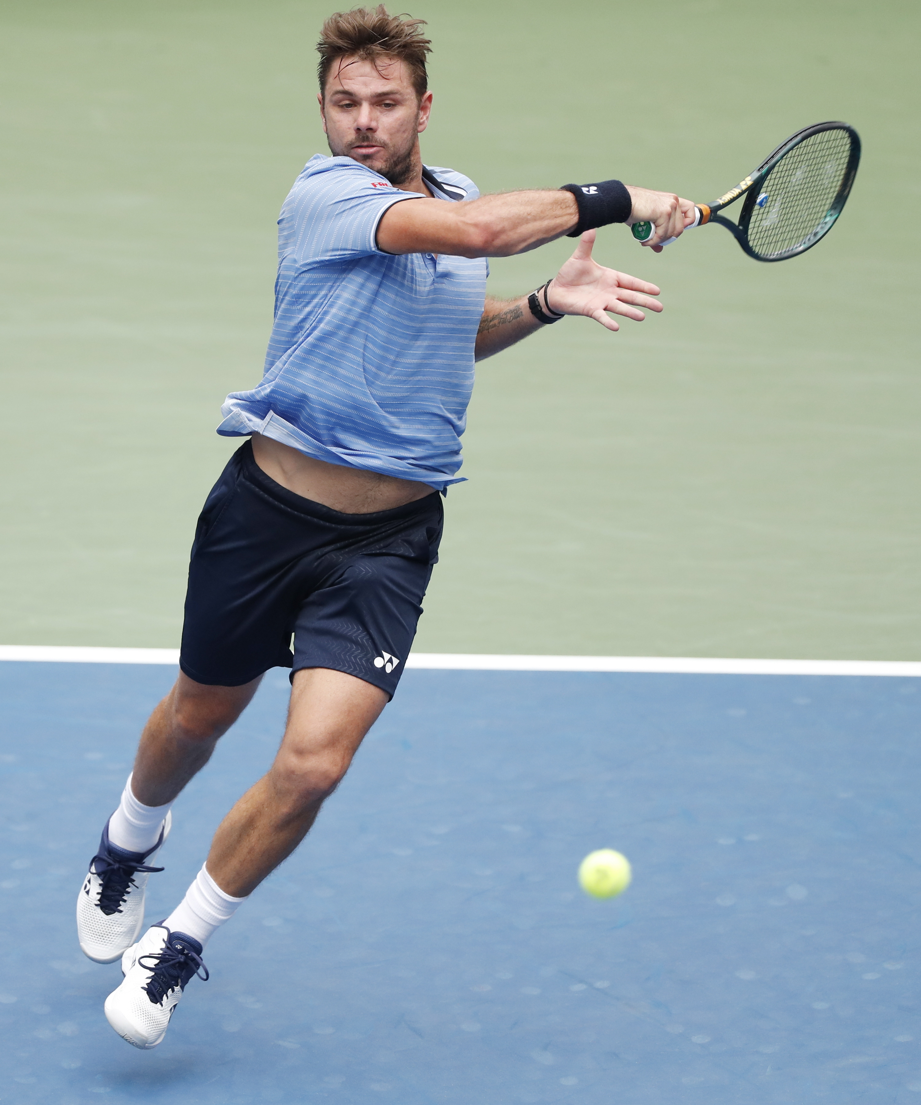 法国网球队爆冷意大利网球队，瓦林卡绝境逆转