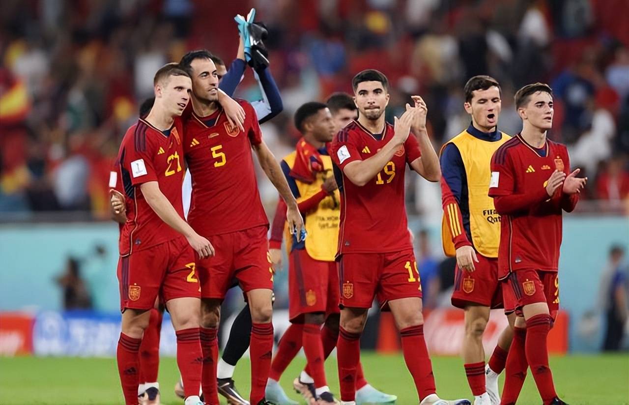 关于塞维利亚强势瑞士，罗本绝境逆转的信息