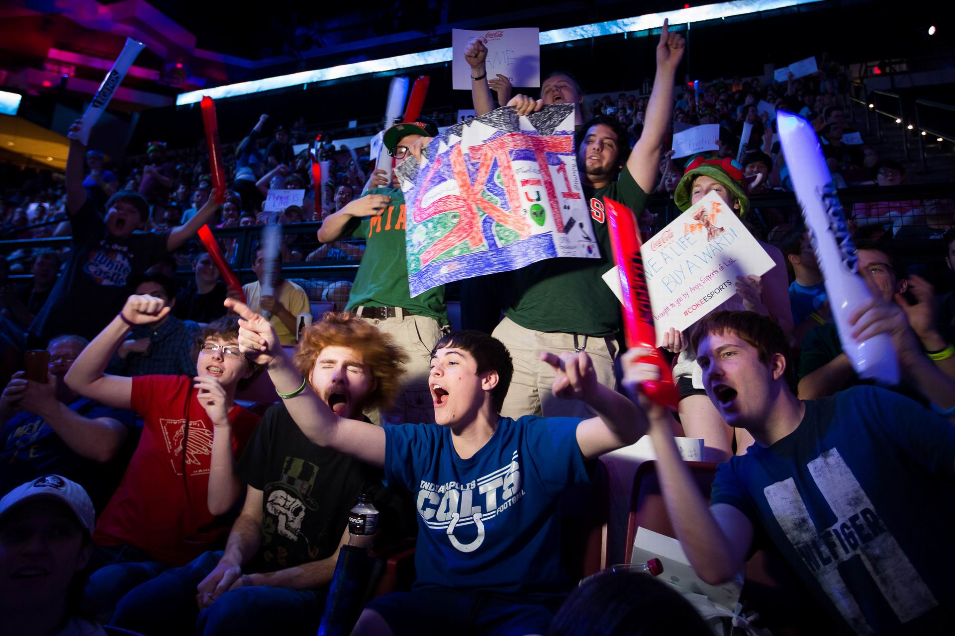 关于球星爆发！英雄联盟赛场再现神级操作的信息