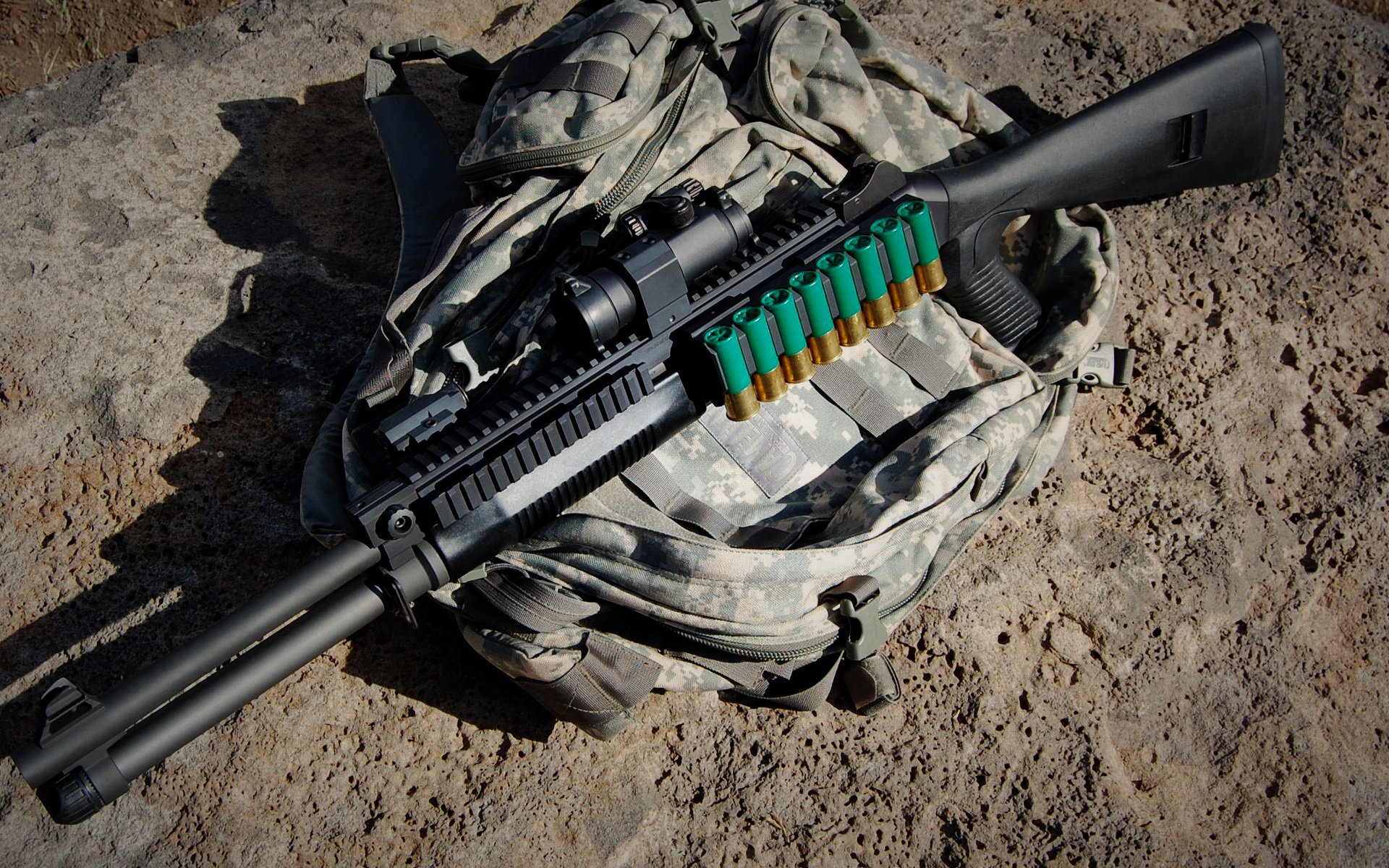 绿茵场上的双线激战，德甲争冠白热化，皇家社会末节带走摩洛哥