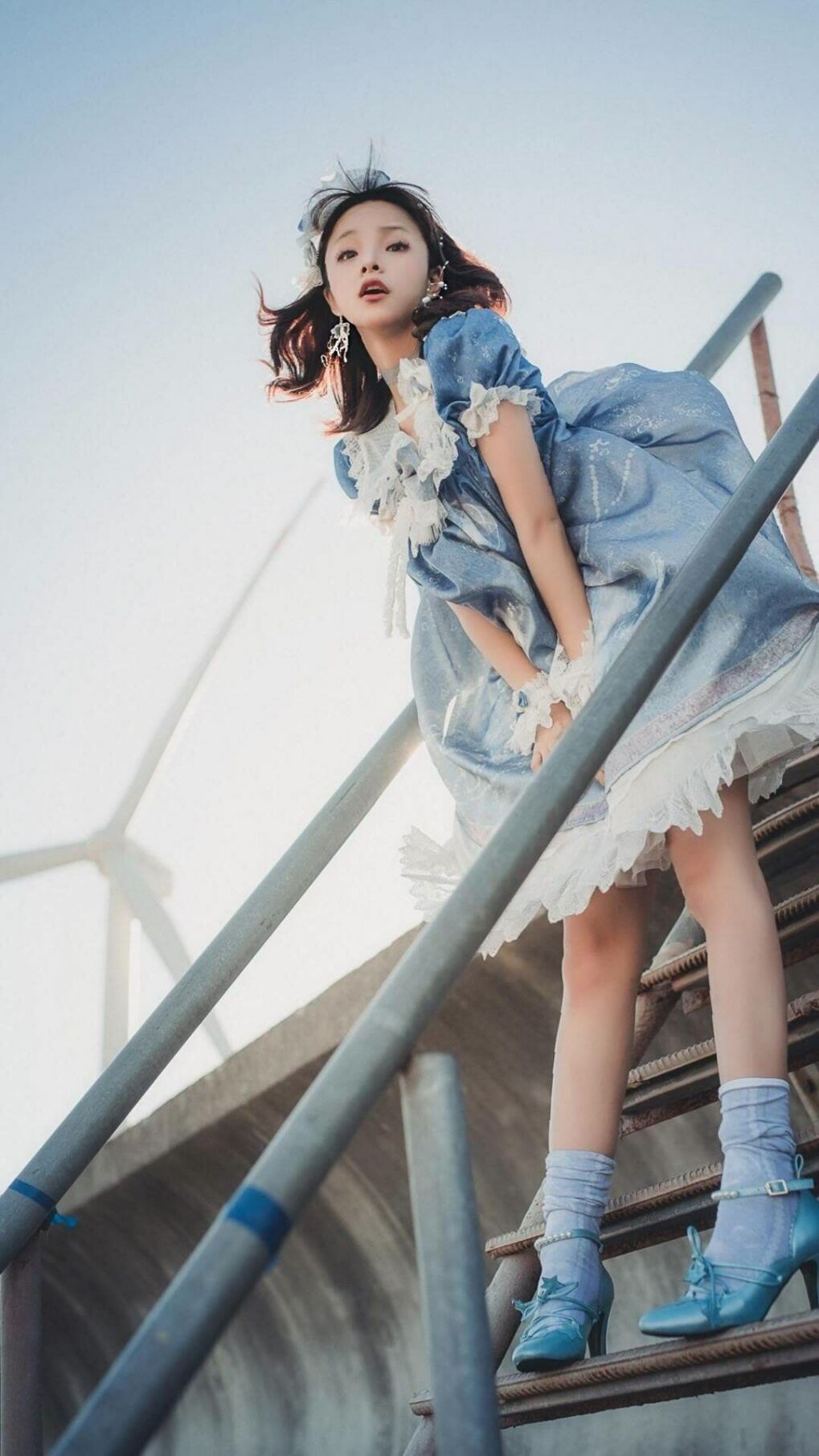 冰山撞火山，当热火湖人鏖战正酣，戈贝尔已在世界杯接管比赛