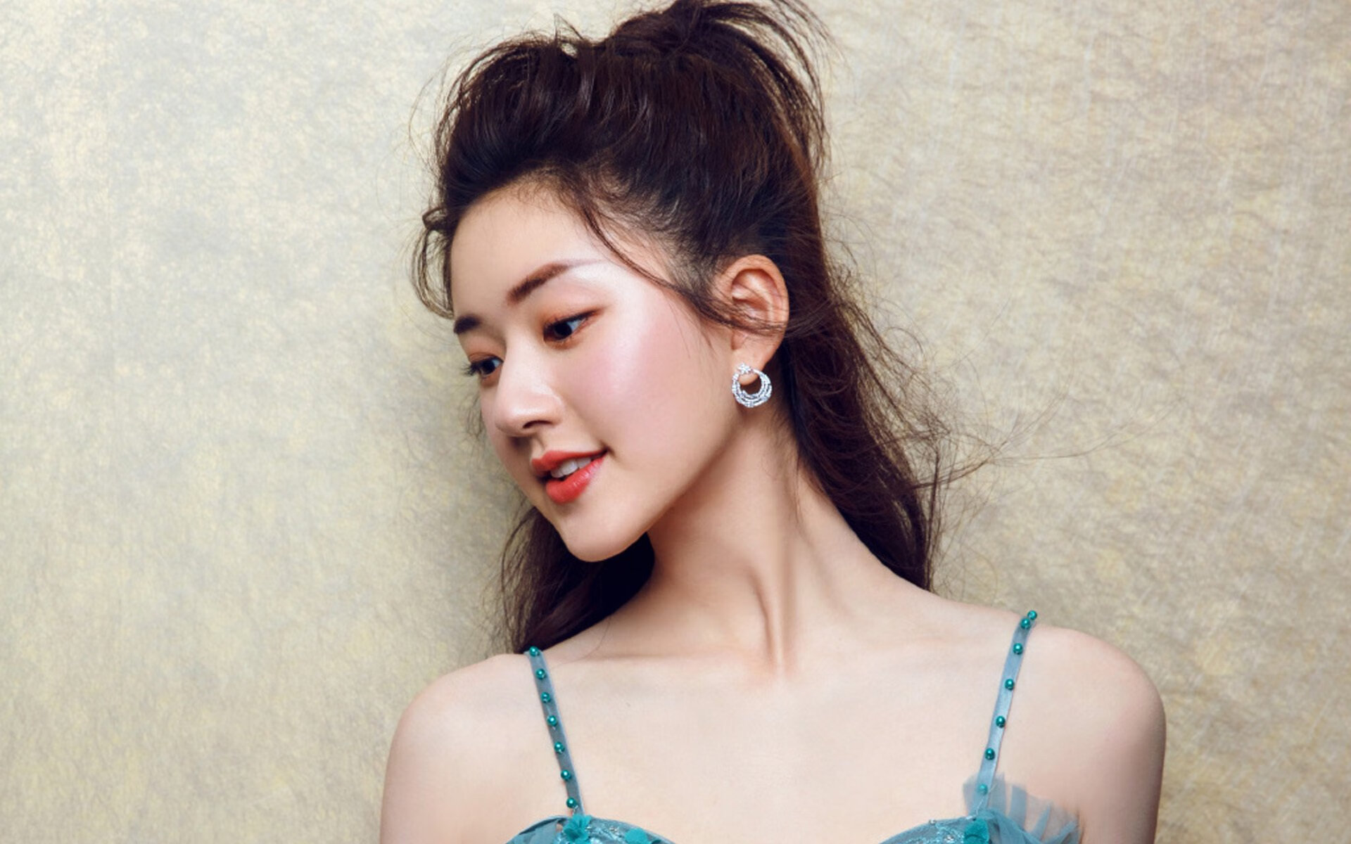 格列兹曼攻防两端统治,尼斯主场激战罗马