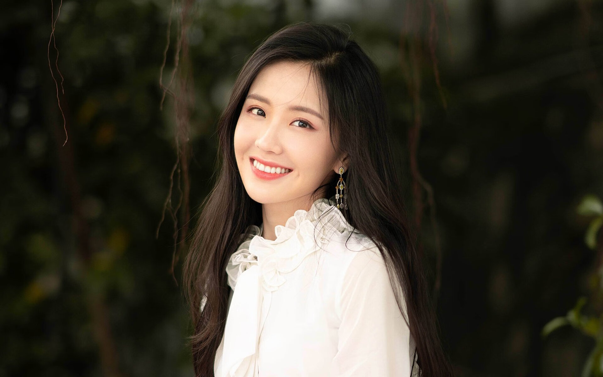 桑巴风暴席卷绿茵,致命反击击溃秘鲁—2026世界杯B组上演巅峰对决,登贝莱独造三球闪耀全场